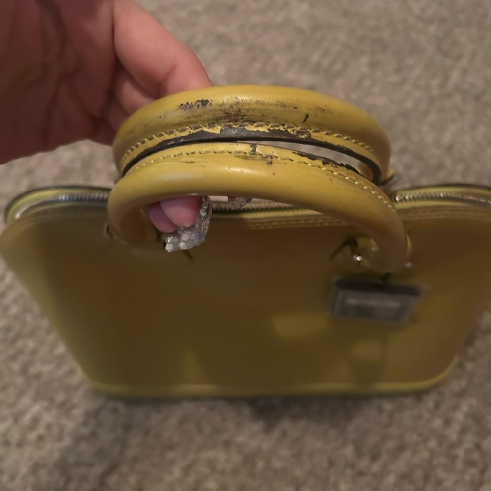 Yellow Authentic Lv Women's Handbag - Picture 8 of 13